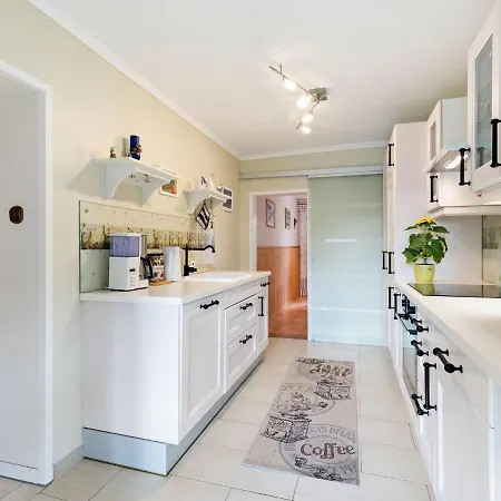 Modern In With Terrace * Zierow