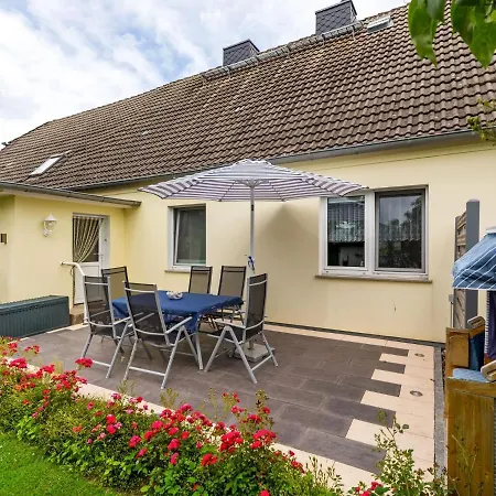 Modern In With Terrace *