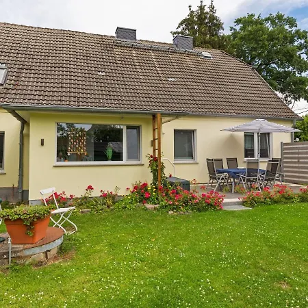 Modern In With Terrace Holiday home *