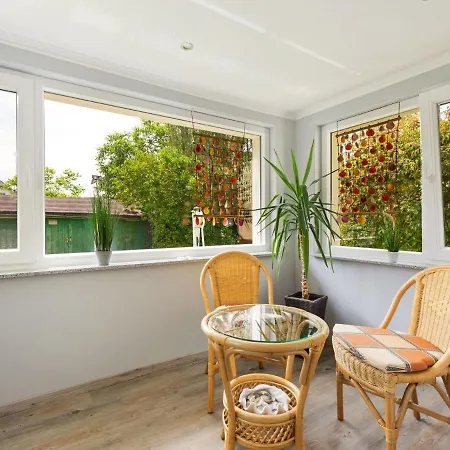 Modern In With Terrace * Zierow