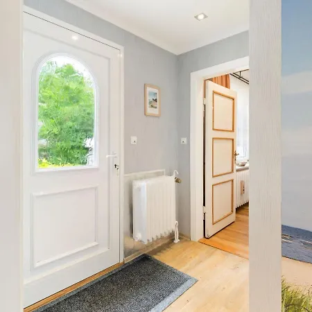 Nahe Ostseestrand * Zierow